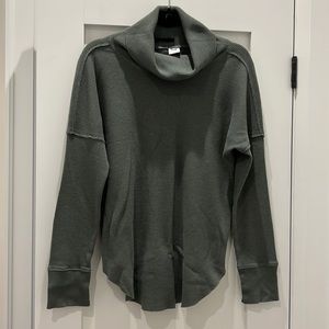 TNA Aritzia Waffle Turtle Neck T-shirt
